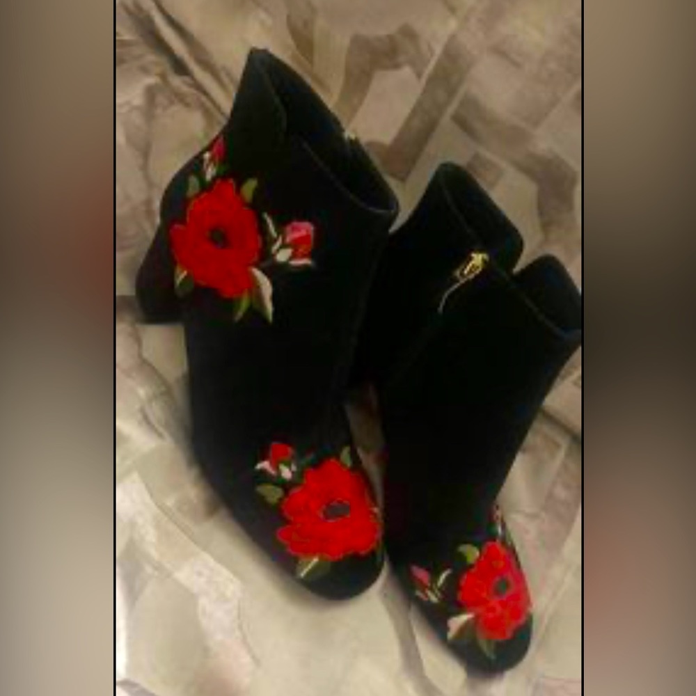 Kate spade booties 8.5 worn just 2times